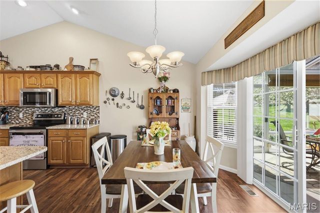 9727 Round Table Court, Hillsboro, MO 63050