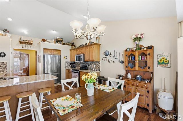 9727 Round Table Court, Hillsboro, MO 63050