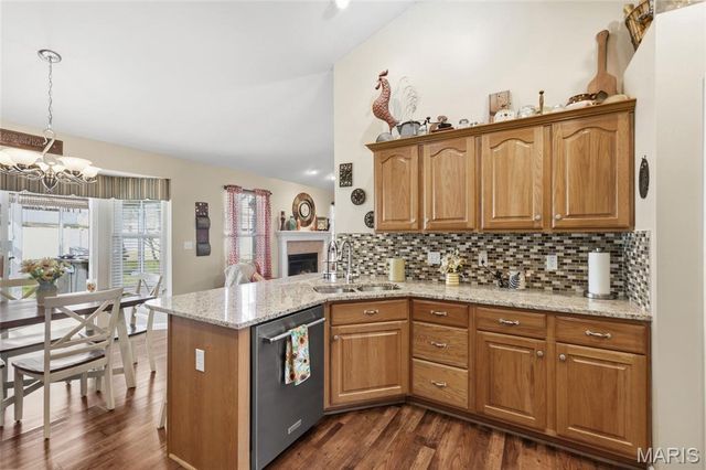 9727 Round Table Court, Hillsboro, MO 63050