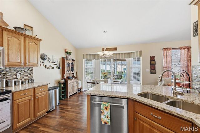 9727 Round Table Court, Hillsboro, MO 63050