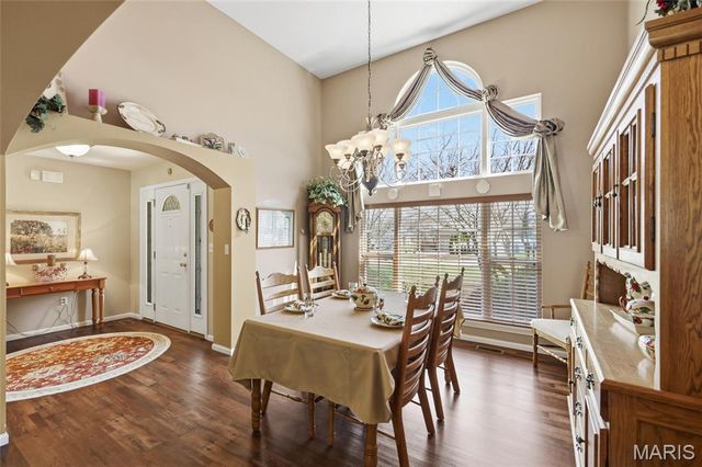 9727 Round Table Court, Hillsboro, MO 63050