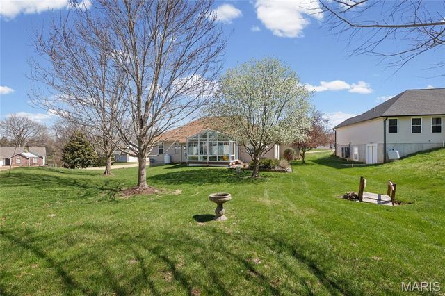 9727 Round Table Court, Hillsboro, MO 63050