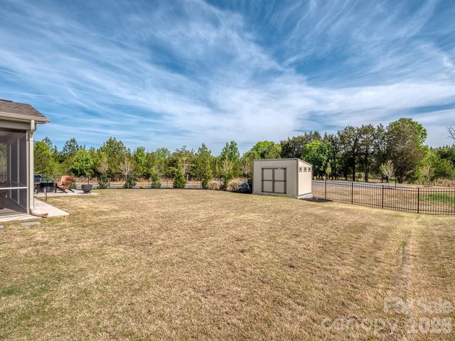 13110 Petrel Place, Charlotte, NC 28278