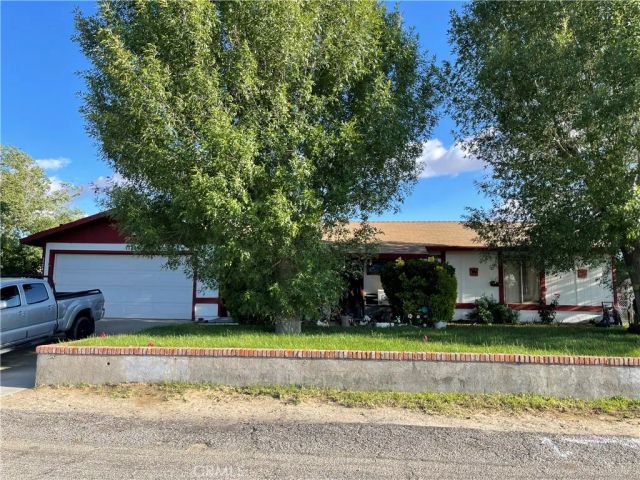 17244 Newmont Ave, Lancaster, CA 93535