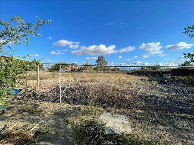 17244 Newmont Ave, Lancaster, CA 93535