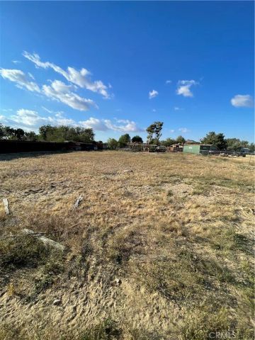 17244 Newmont Ave, Lancaster, CA 93535