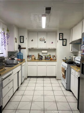 17244 Newmont Ave, Lancaster, CA 93535