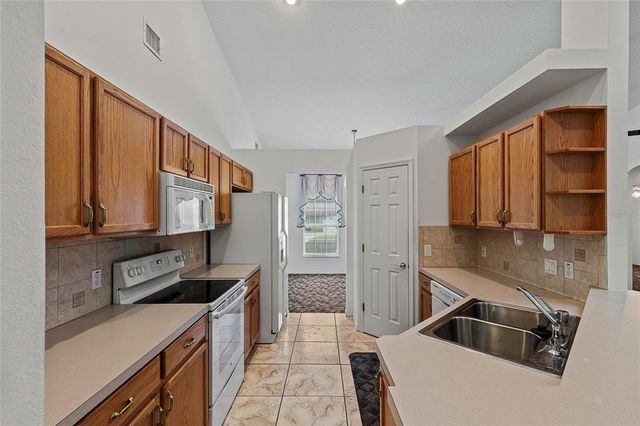 36649 SUNDANCE DRIVE, Grand Island, FL 32735