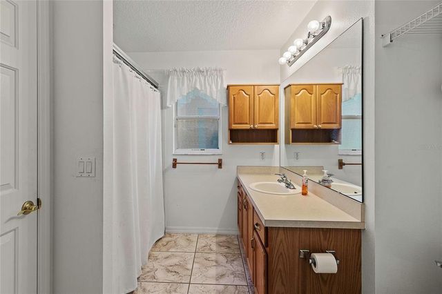 36649 SUNDANCE DRIVE, Grand Island, FL 32735