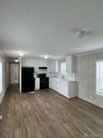 7565 W State Rt 571 #20, West Milton, OH 45383