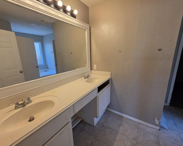 16326 Bantam Ridge Court, Houston, TX 77053