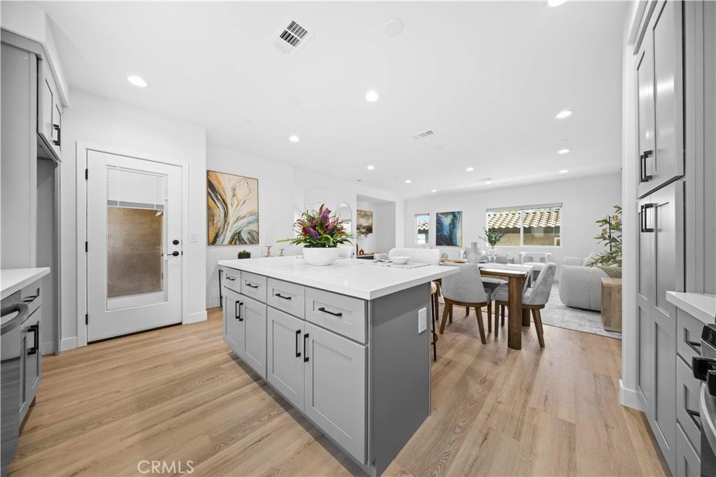 Image 15 of property listing at 7692 9th Street 113, Buena Park, CA 90621