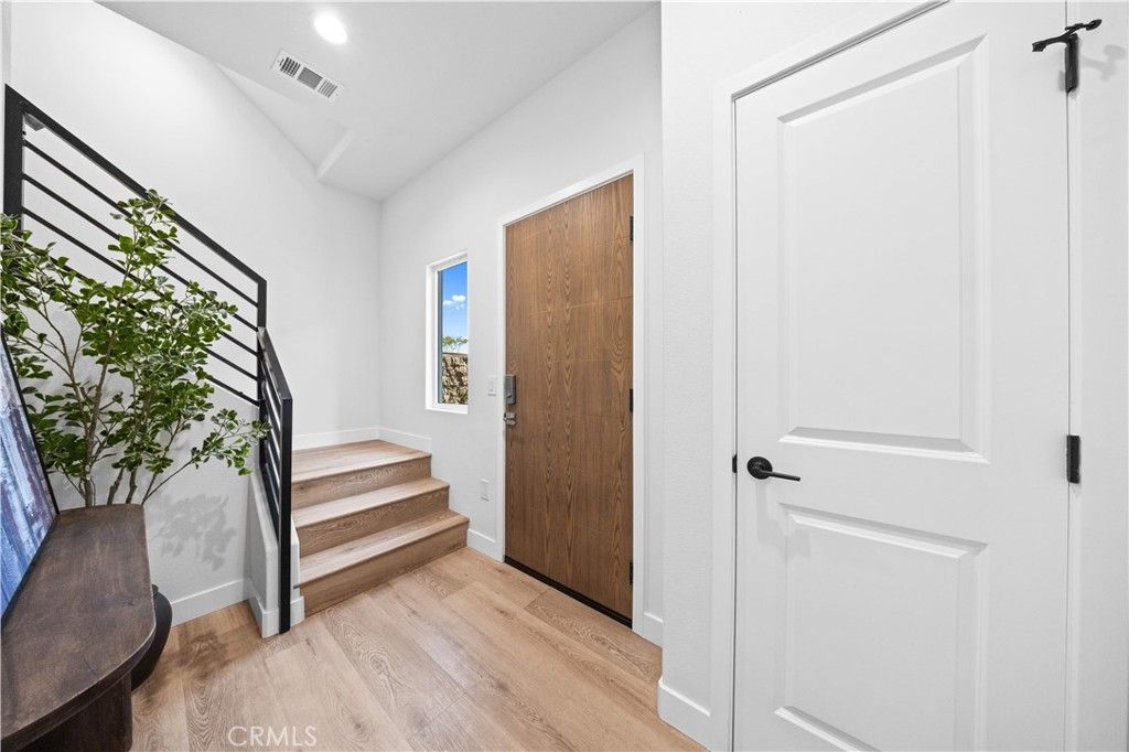 Image 4 of property listing at 7692 9th Street 113, Buena Park, CA 90621