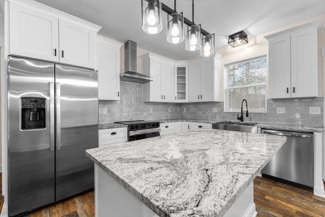 660 Laurelburg Rd, Rock Island, TN 38581