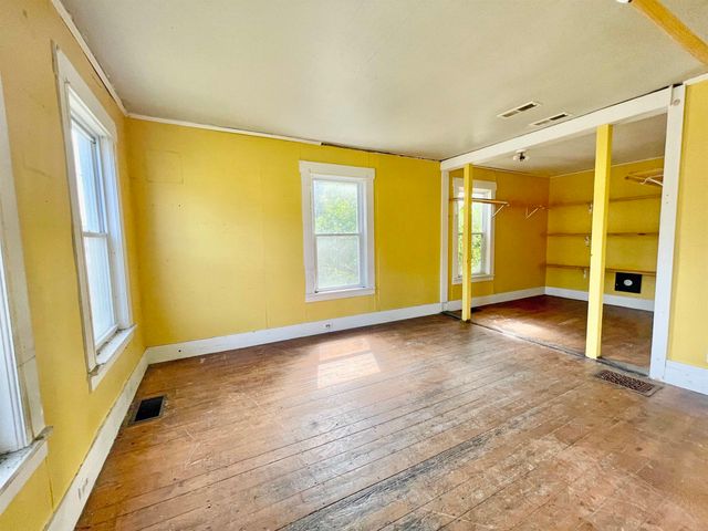 909 Washington Street, Stewartstown, NH 03576