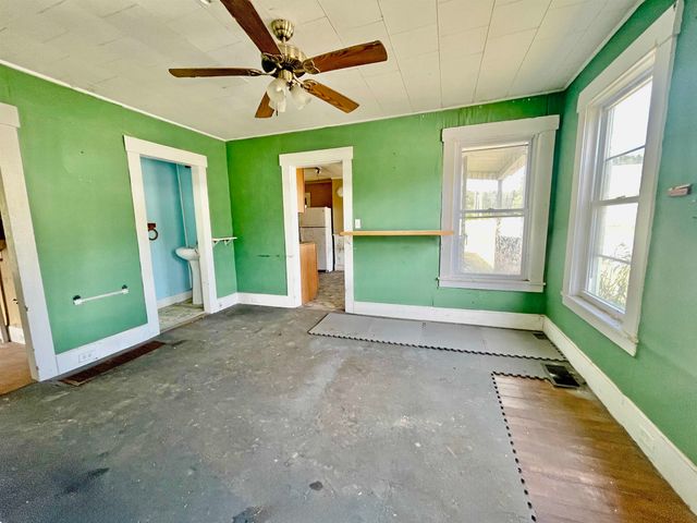 909 Washington Street, Stewartstown, NH 03576