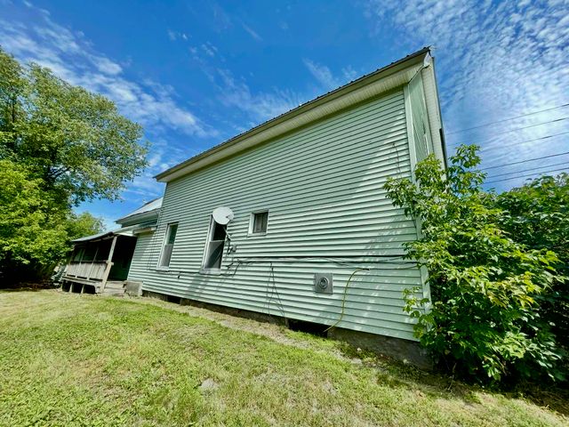 909 Washington Street, Stewartstown, NH 03576