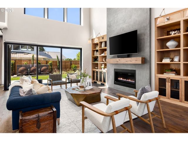 12510 Se MT SCOTT Blvd, Happy Valley, OR 97086