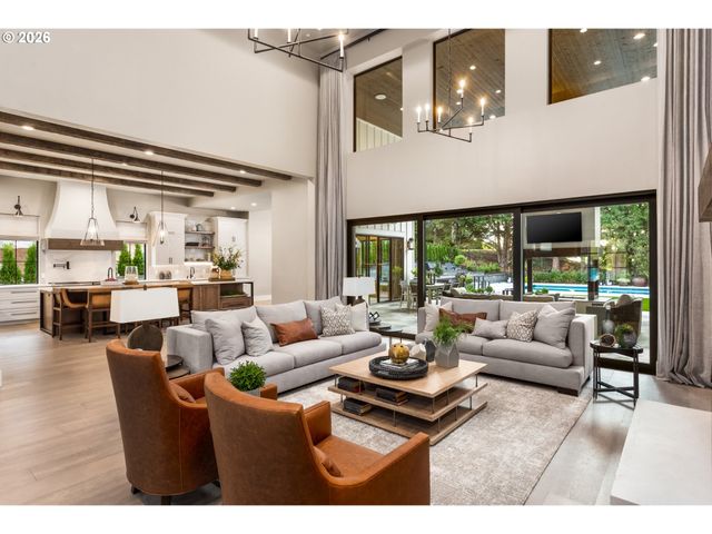 12510 Se MT SCOTT Blvd, Happy Valley, OR 97086