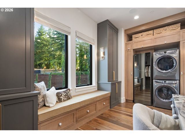 12510 Se MT SCOTT Blvd, Happy Valley, OR 97086