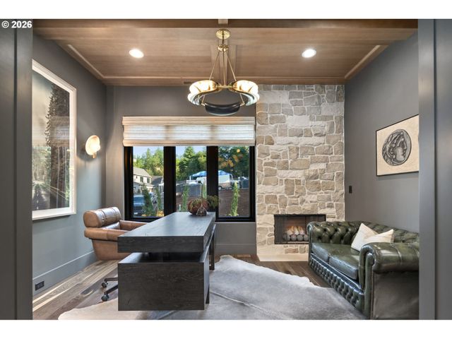 12510 Se MT SCOTT Blvd, Happy Valley, OR 97086