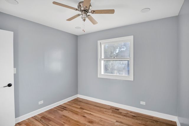 7031 glenwood Lane, Hanover Park, IL 60133