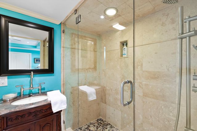 1432 Sylvan Avenue, Dallas, TX 75208