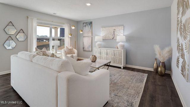 9 S Thorn Tree Street, Byhalia, MS 38611