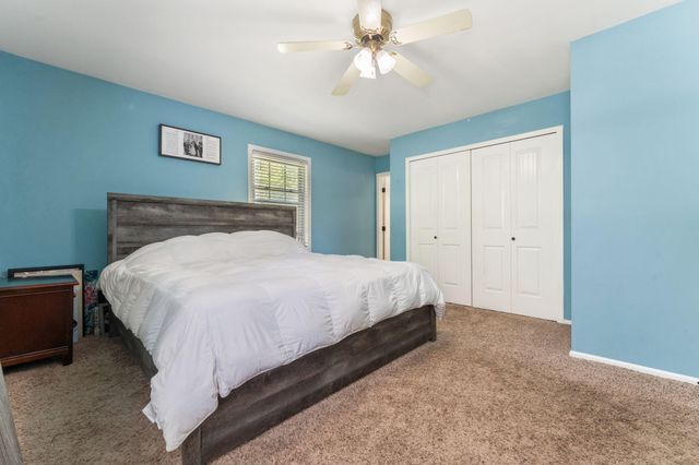 2156 St Joseph Lane, Valparaiso, IN 46385