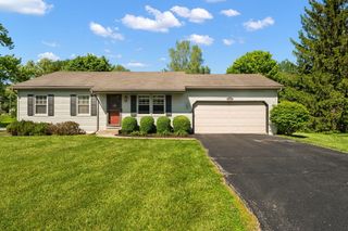 2156 St Joseph Lane, Valparaiso, IN 46385