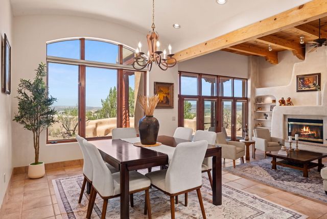 25 First Mesa Court, Placitas, NM 87043