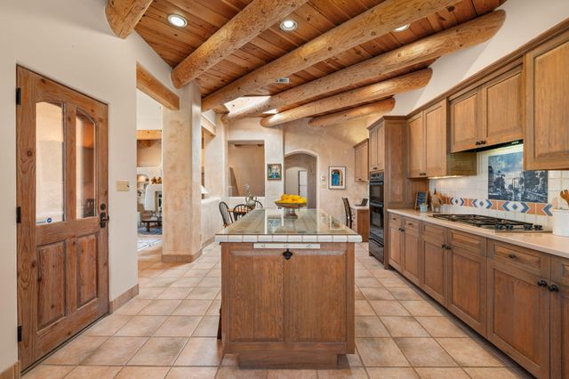 25 First Mesa Court, Placitas, NM 87043