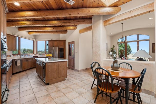 25 First Mesa Court, Placitas, NM 87043