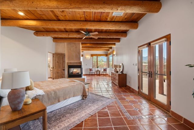 25 First Mesa Court, Placitas, NM 87043