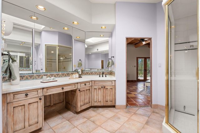 25 First Mesa Court, Placitas, NM 87043
