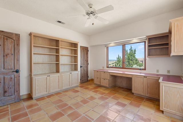 25 First Mesa Court, Placitas, NM 87043