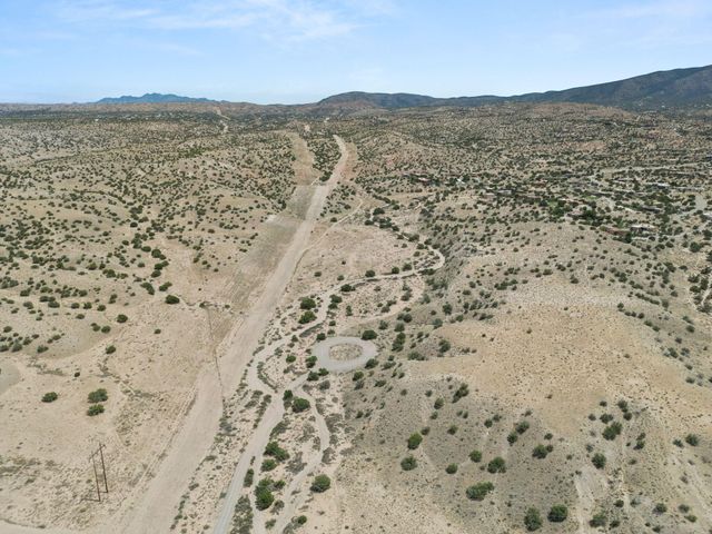 25 First Mesa Court, Placitas, NM 87043