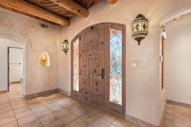 25 First Mesa Court, Placitas, NM 87043