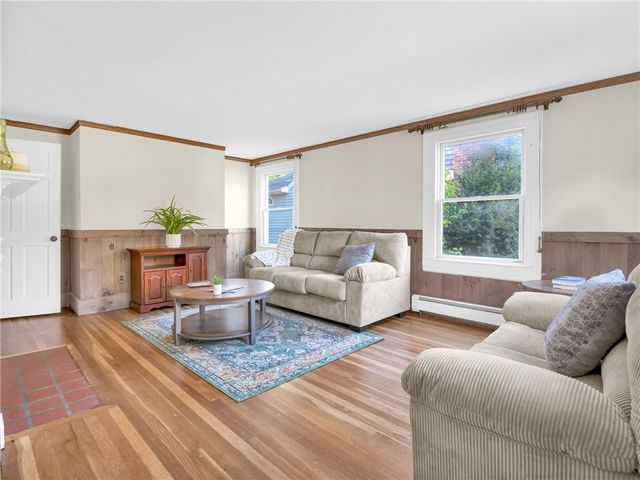 15 Welcome Road, Smithfield, RI 02917