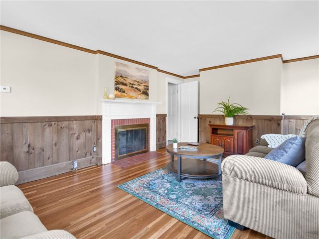 15 Welcome Road, Smithfield, RI 02917