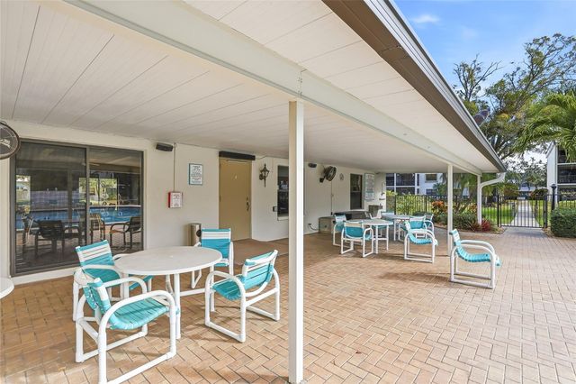 5085 1ST STREET NE 244, St Petersburg, FL 33703