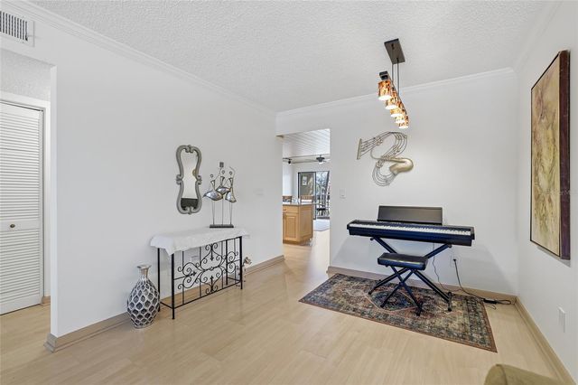 5085 1ST STREET NE 244, St Petersburg, FL 33703