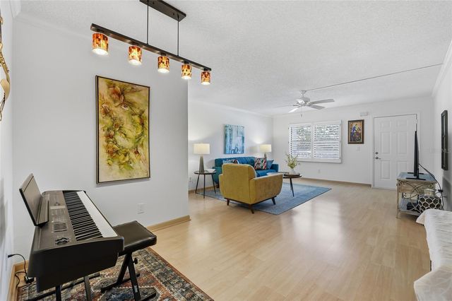 5085 1ST STREET NE 244, St Petersburg, FL 33703