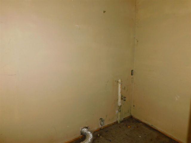 706 SW 49th St, Lawton, OK 73505