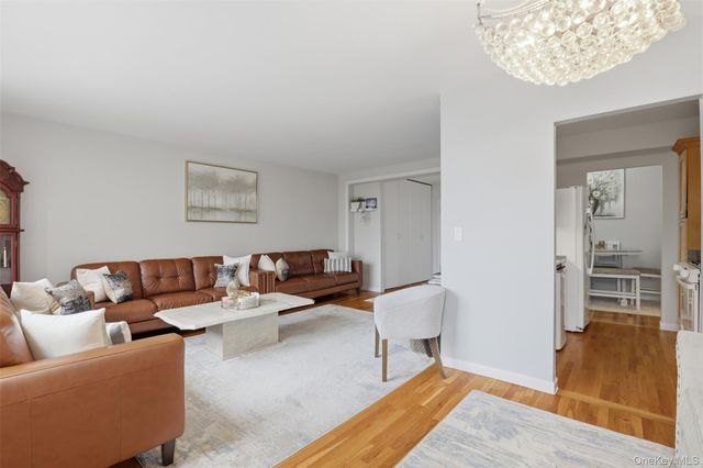 333 Bronx River Road 616, Yonkers, NY 10704