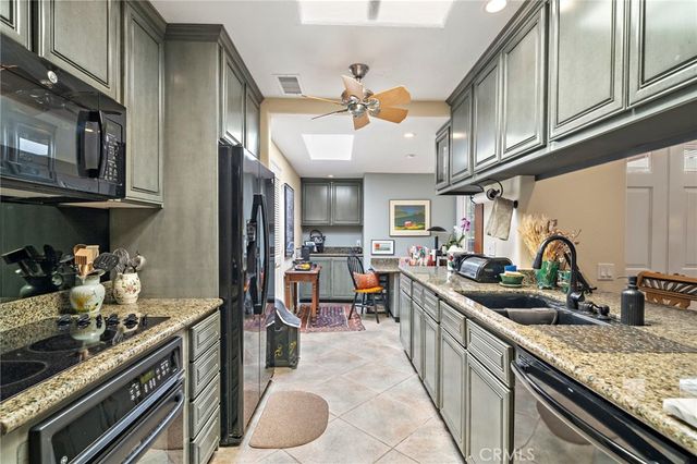 312 Avenida Castilla E, Laguna Woods, CA 92637
