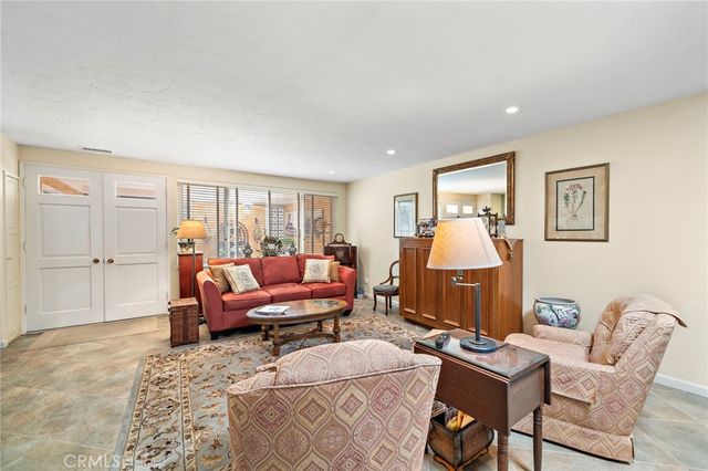 312 Avenida Castilla E, Laguna Woods, CA 92637