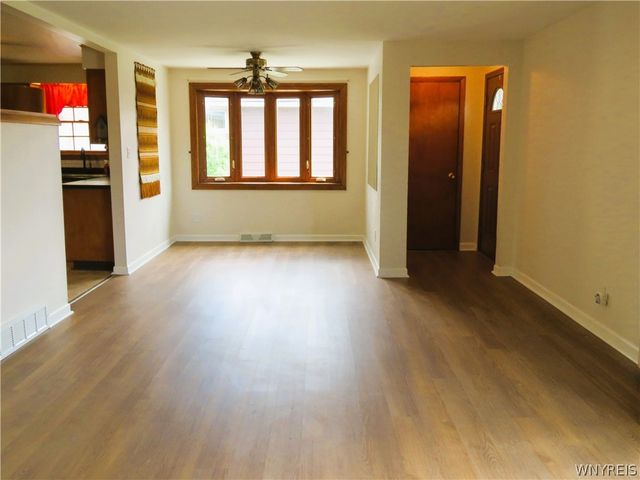 262 Lydia Lane, Cheektowaga, NY 14225