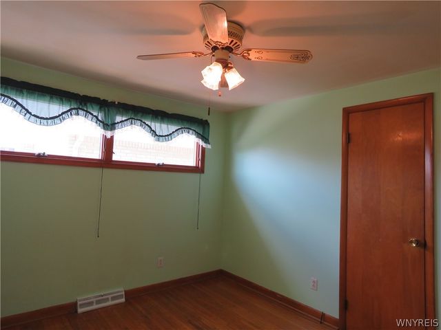 262 Lydia Lane, Cheektowaga, NY 14225