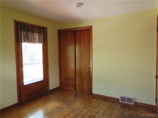 262 Lydia Lane, Cheektowaga, NY 14225